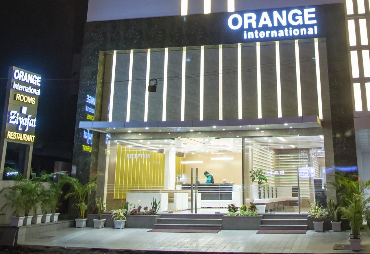 Hotel Orange International Surat Eksteriør billede