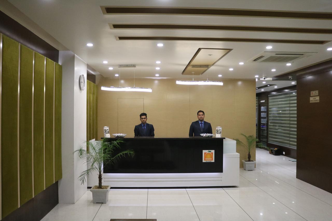 Hotel Orange International Surat Eksteriør billede