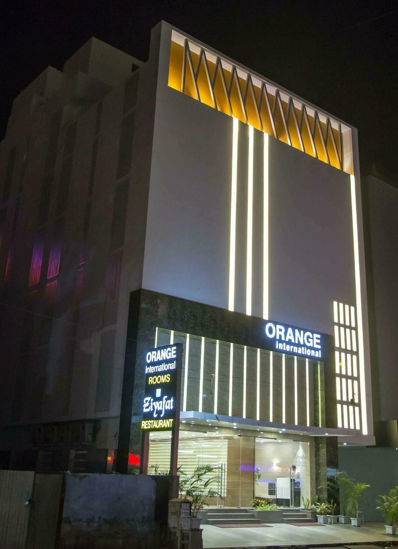 Hotel Orange International Surat Eksteriør billede